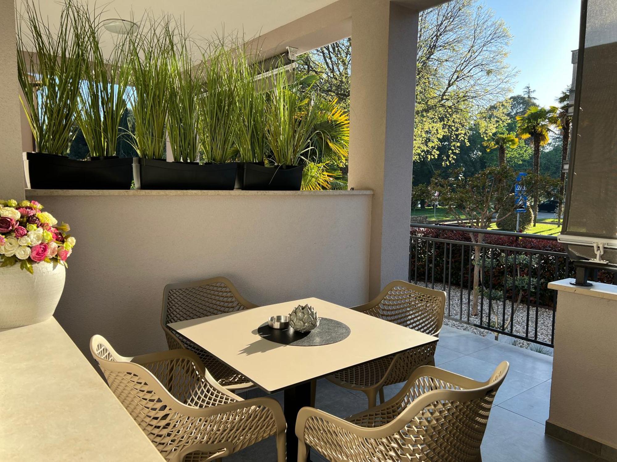 Apartment In The Heart Of - 50m To The
