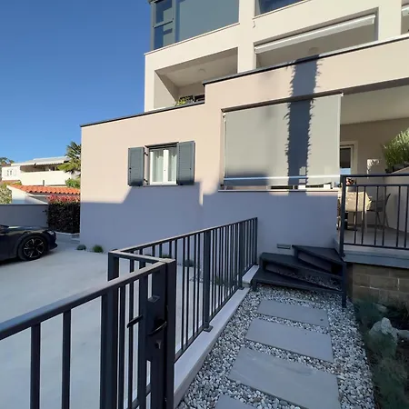 Stay In The Heart Of Porec - 50M To The Beach Exterior foto