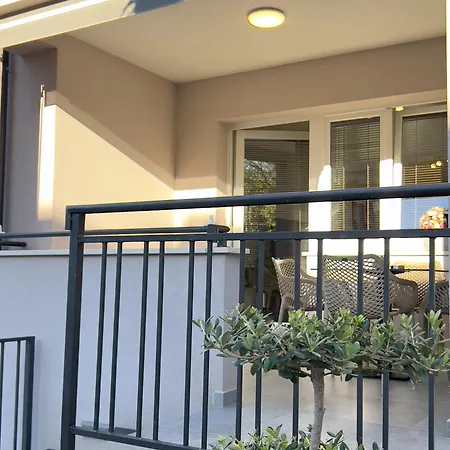Stay In The Heart Of Porec - 50M To The Beach Exterior foto