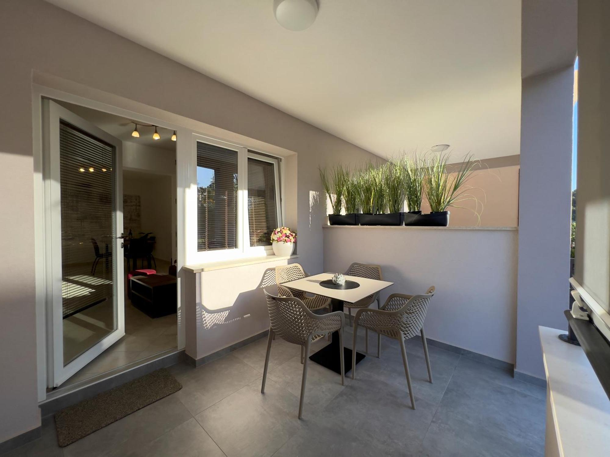 In The Heart Of - 50m To The Apartment