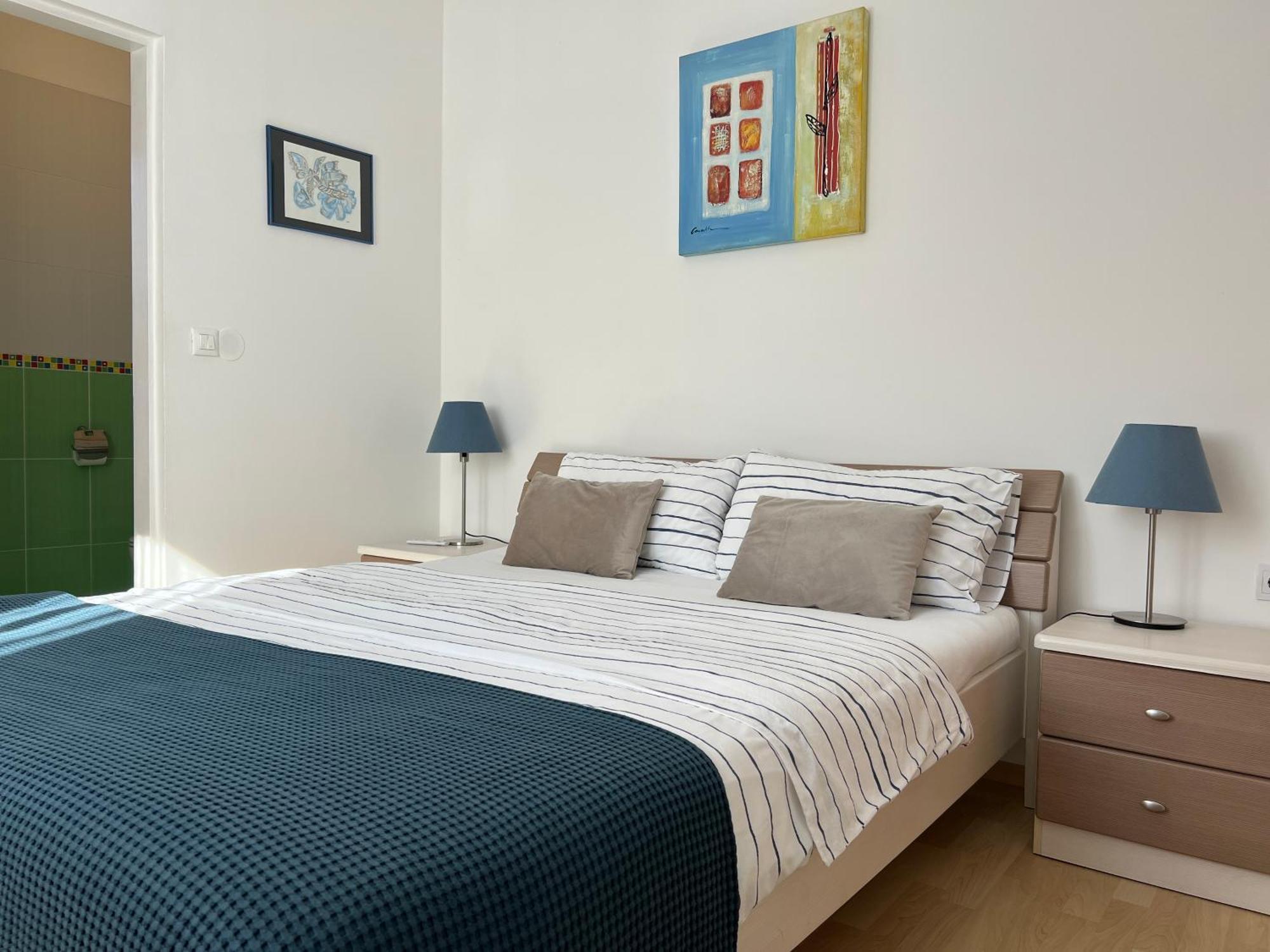 In The Heart Of - 50m To The Apartment *
